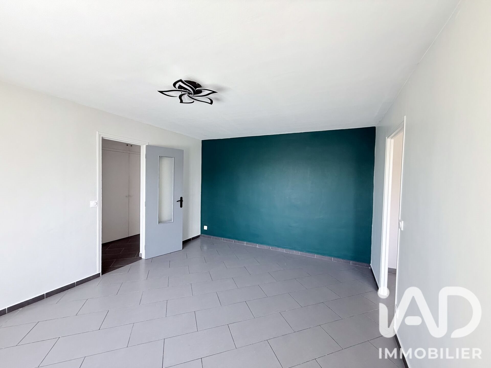 Appartement à vendre, 46m², Saint-Thibault-des-Vignes
