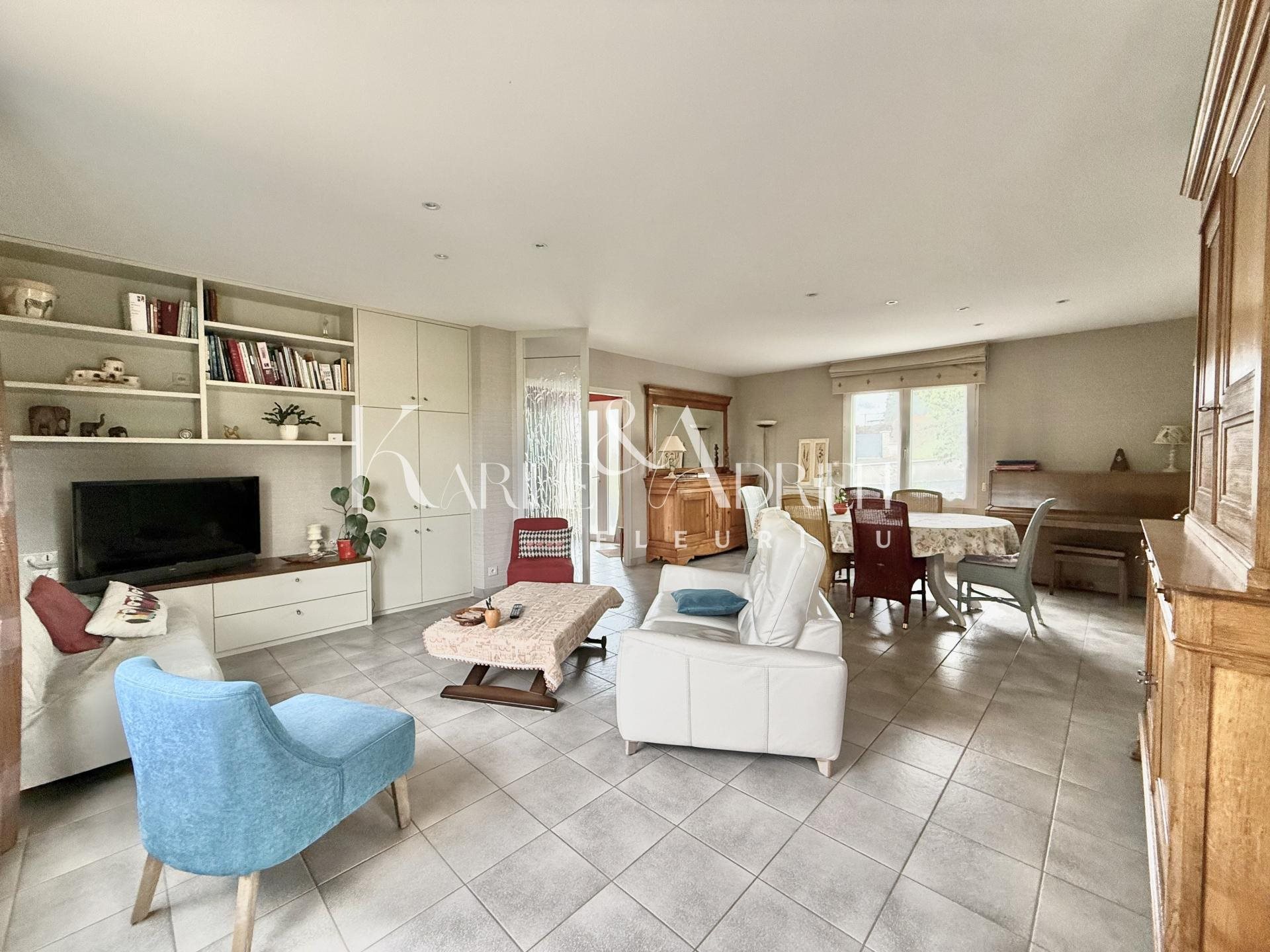 Maison à vendre, 205m², Longèves