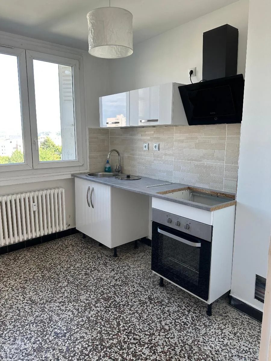 Appartement à louer, 39m², Saint-Étienne