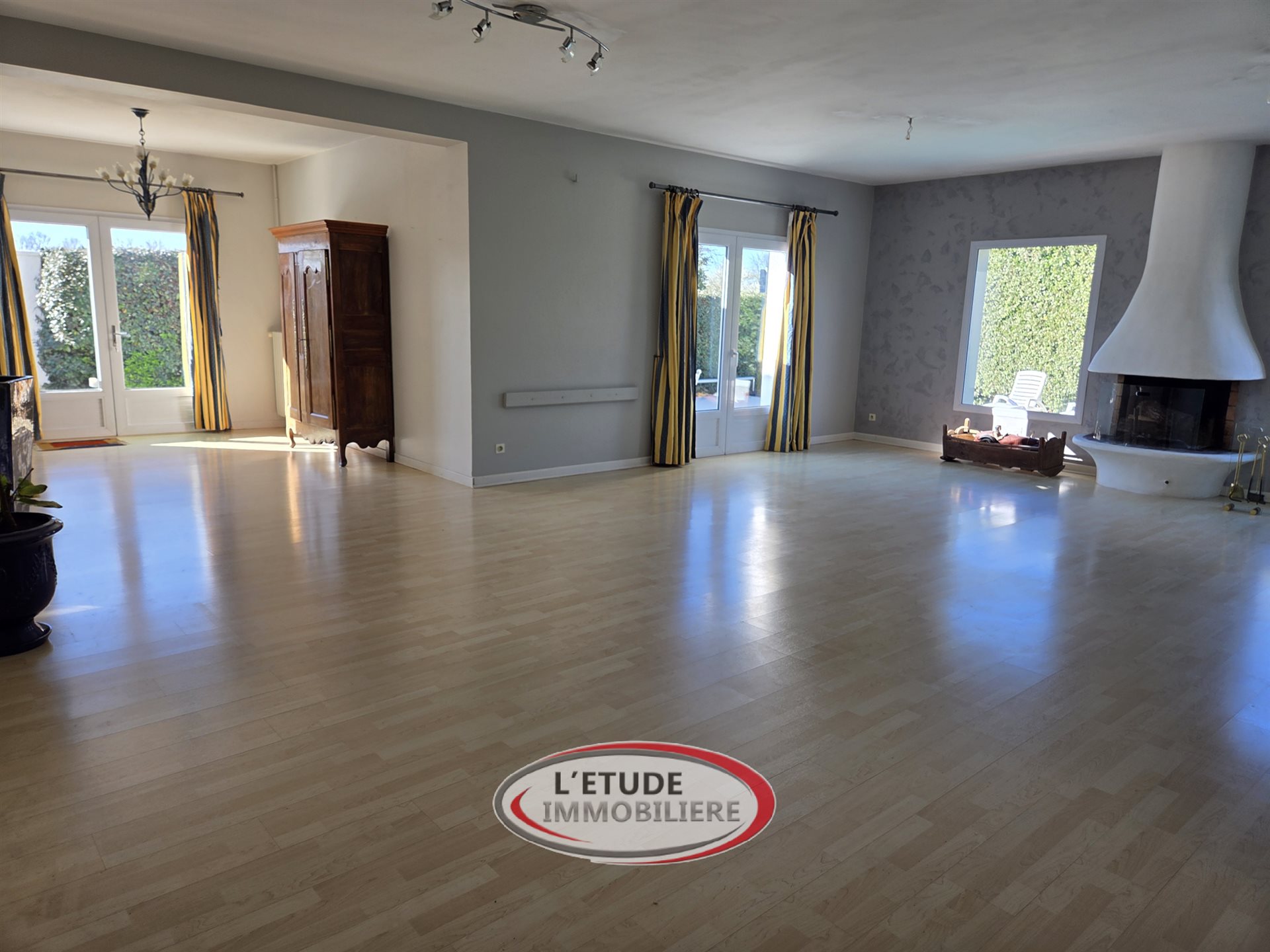 Maison à vendre, 222m², Saint-Hilaire-de-Chaléons