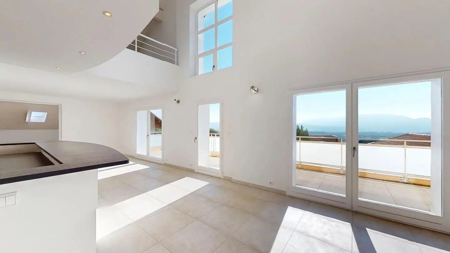 Appartement à louer, 204m², Lucinges