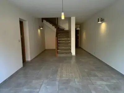 Maison à louer, 218m², Archamps