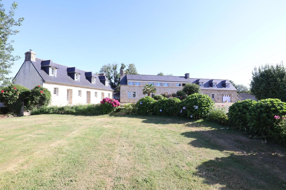 Maison à vendre, 239m², Pluguffan
