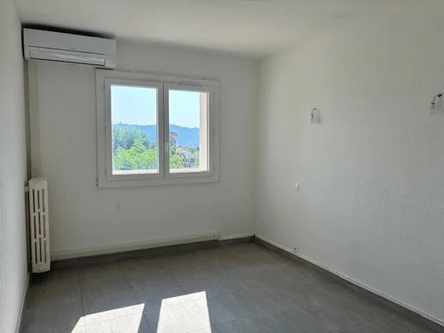 Appartement à louer, 54m², Cannes