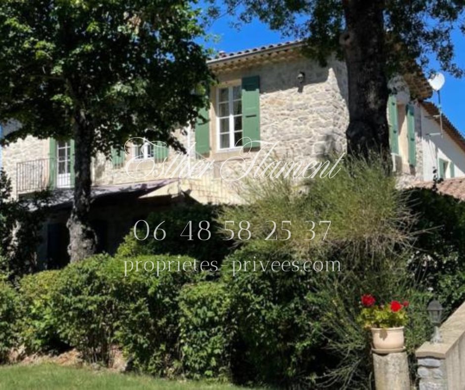 Maison à vendre, 242m², Sauve