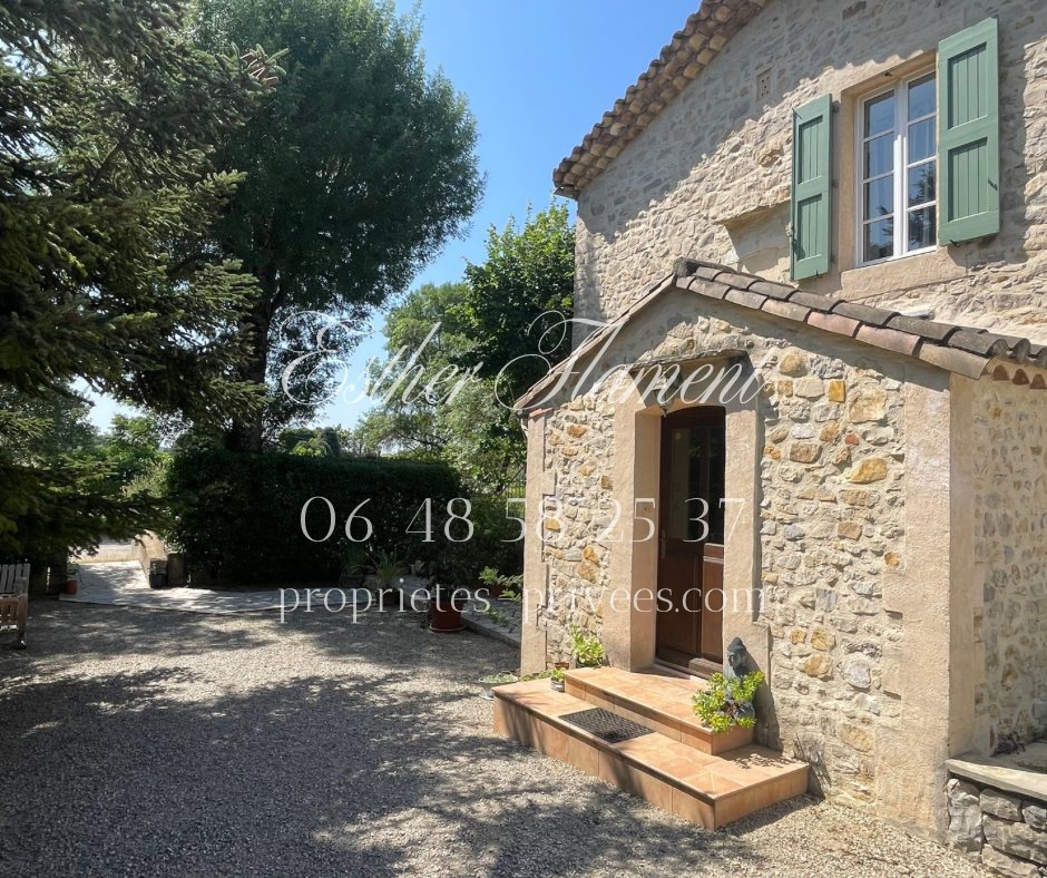 Maison à vendre, 242m², Sauve