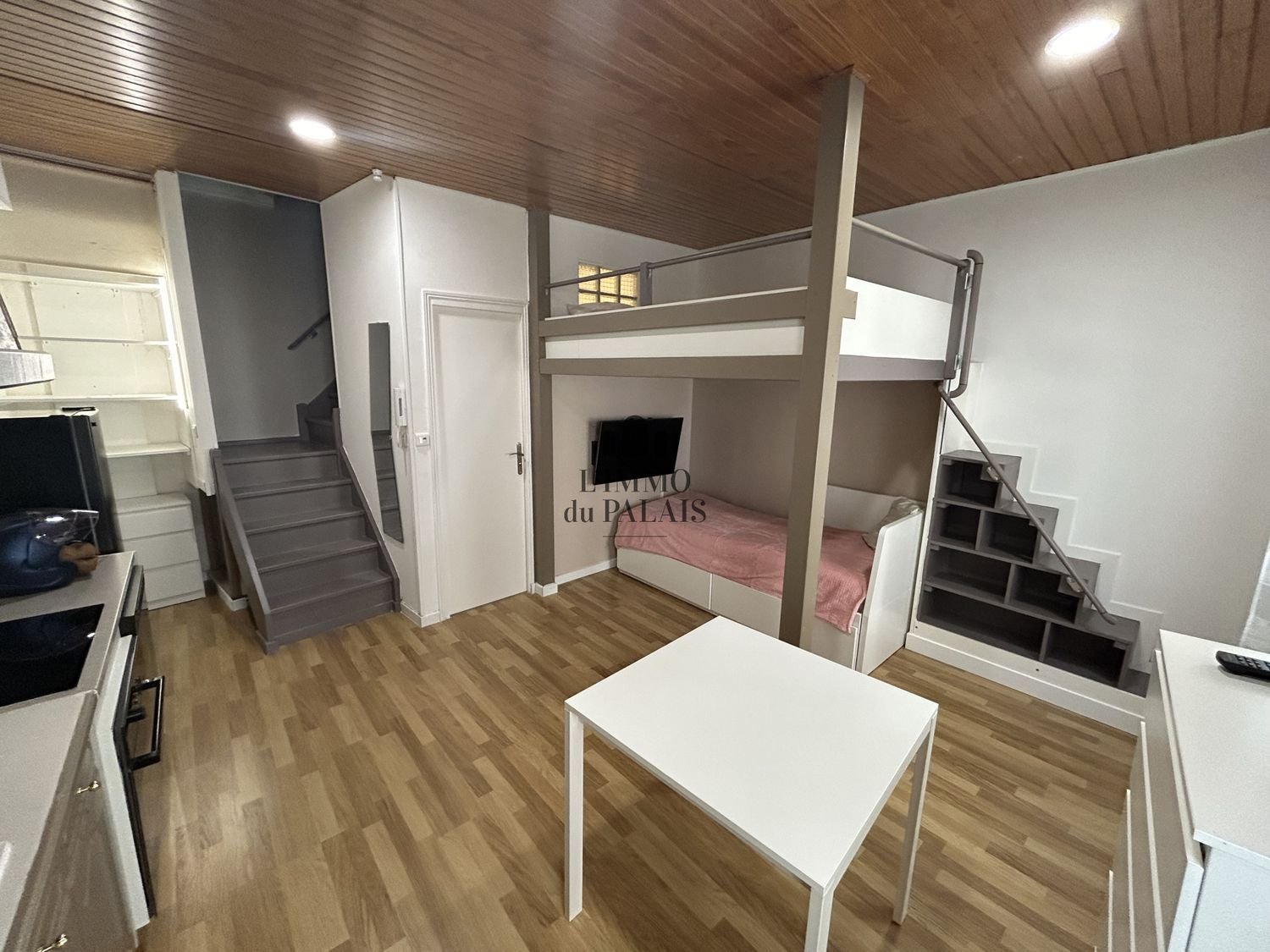 Appartement à louer, 18m², Marseille 1er