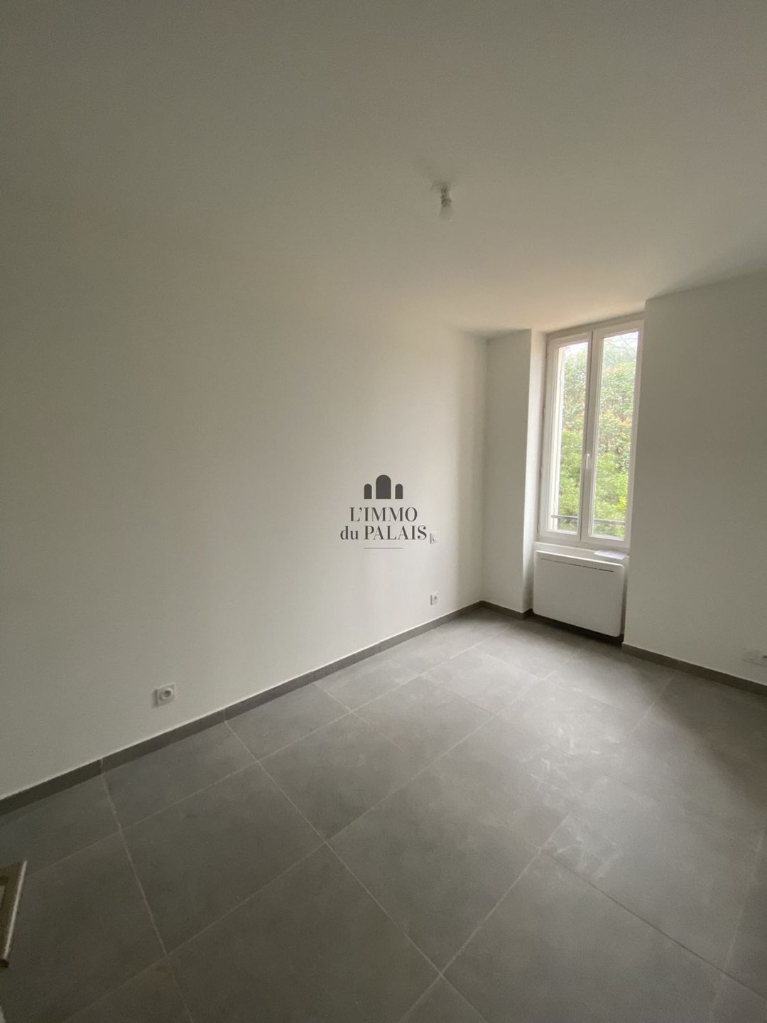 Appartement à louer, 29m², Aubagne