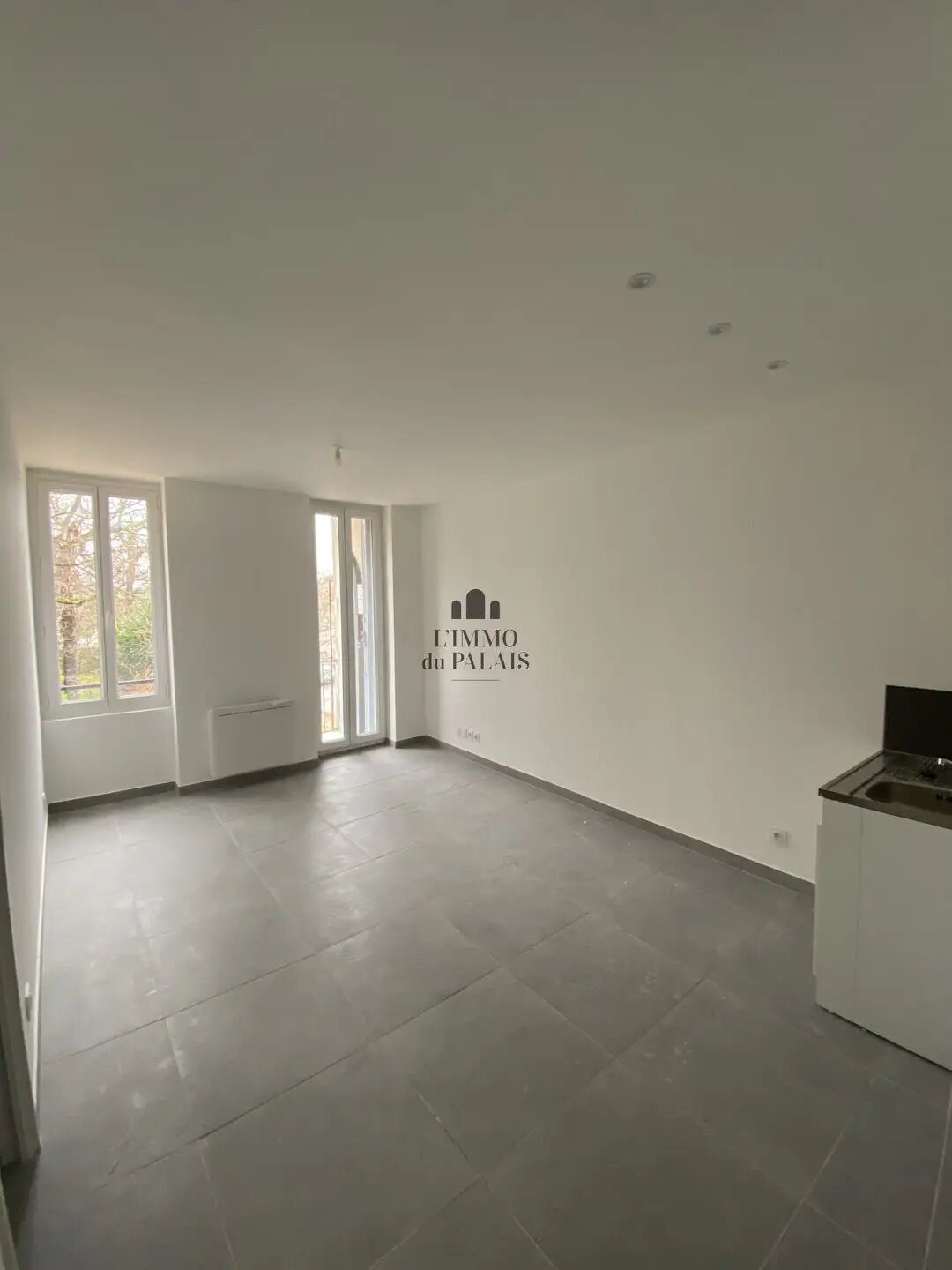 Appartement à louer, 29m², Aubagne