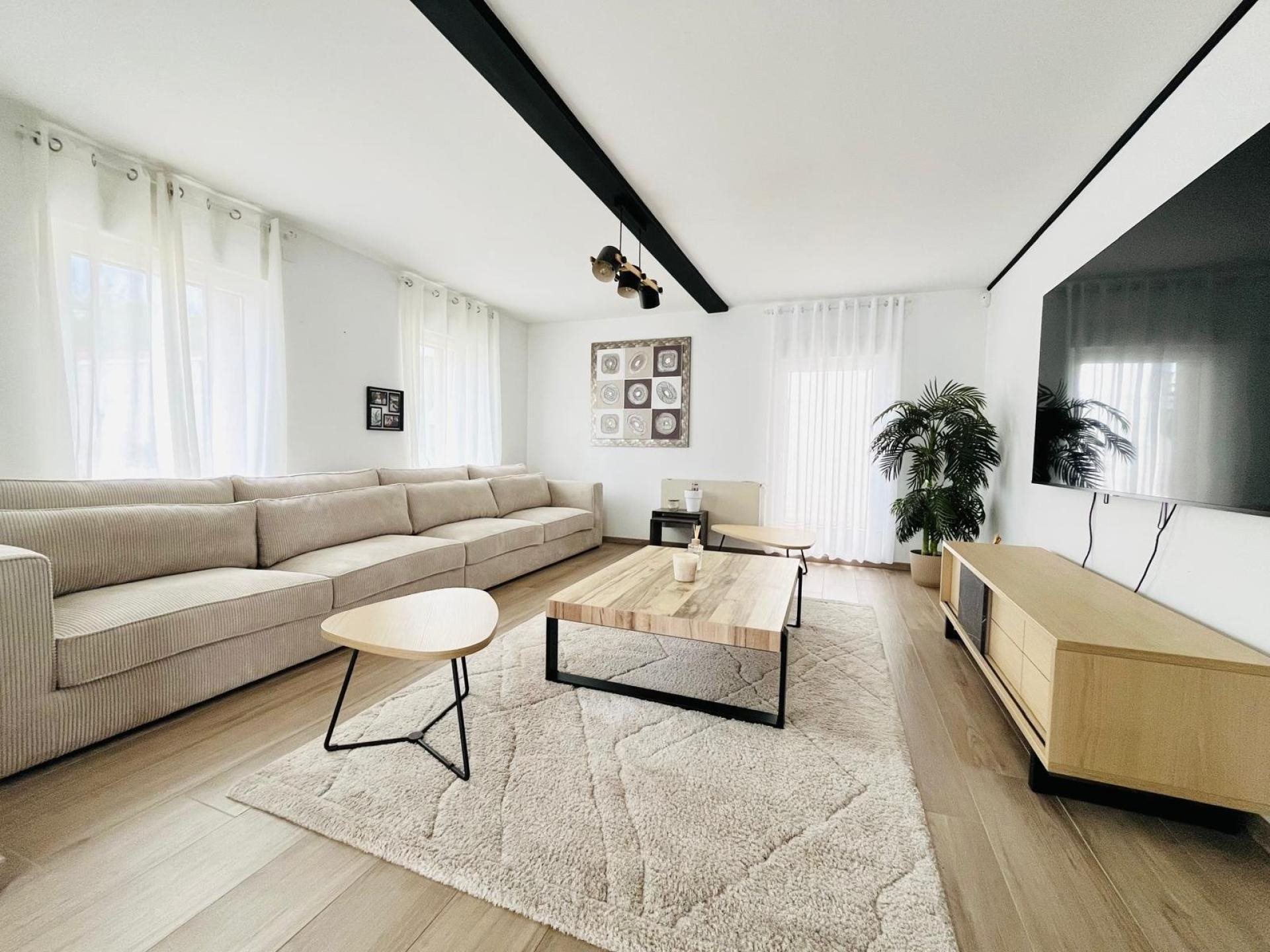 Maison à vendre, 303m², Neuves-Maisons