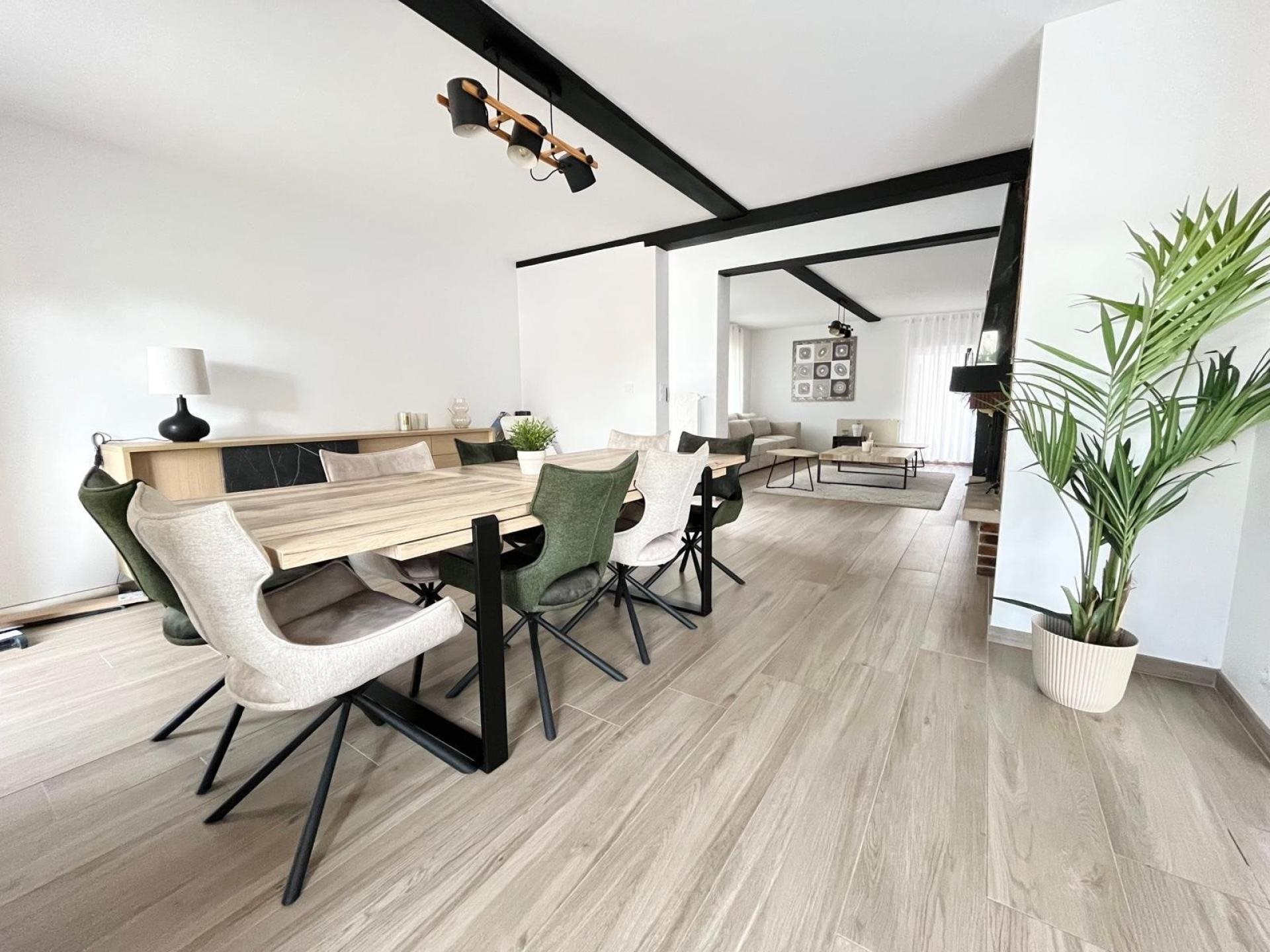 Maison à vendre, 303m², Neuves-Maisons