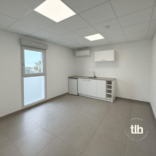 Local commercial 2 pièces 50 m² · à Mauguio · 50 m² · 160 000 €