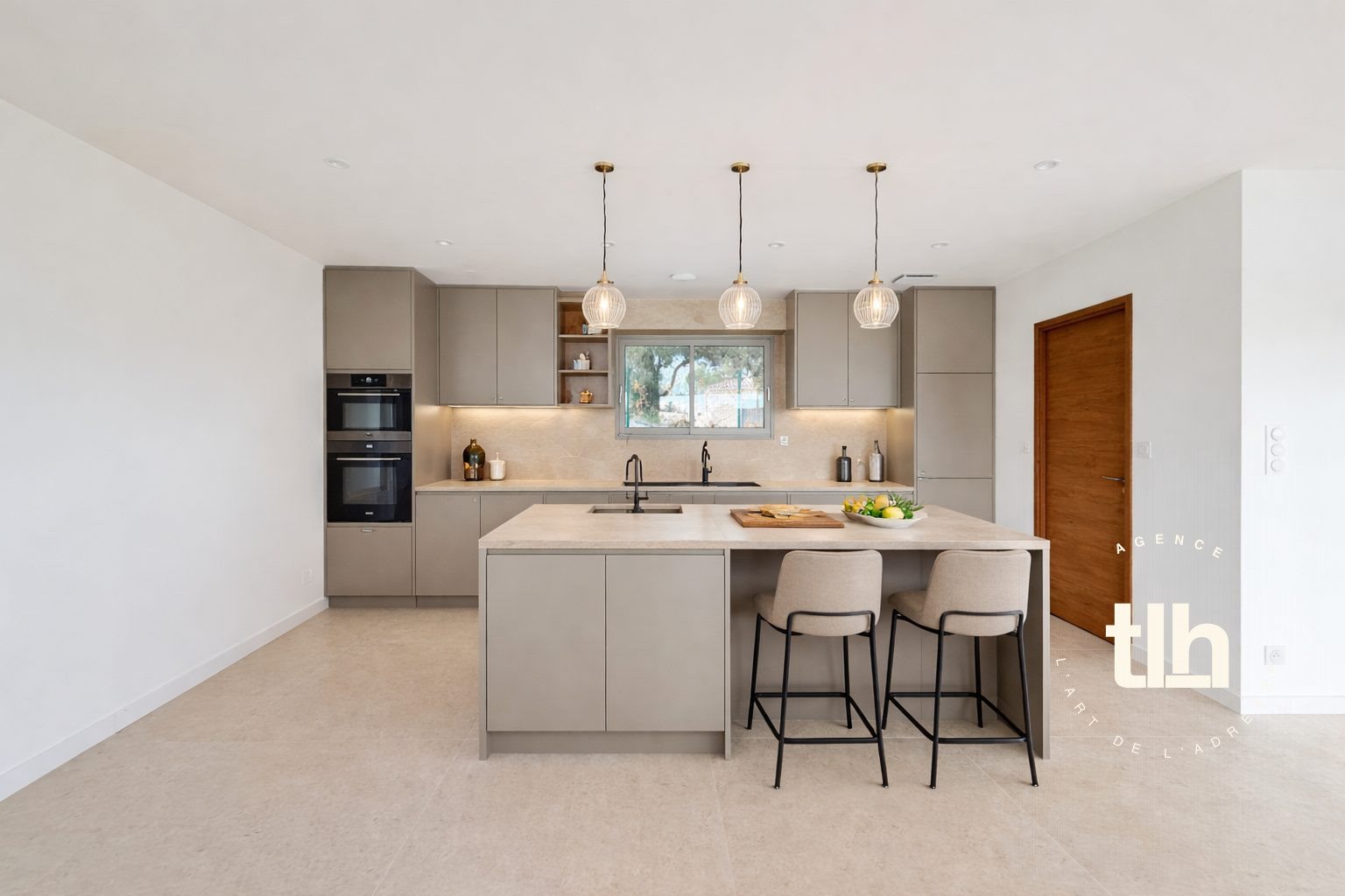 Maison à vendre, 137m², Nîmes