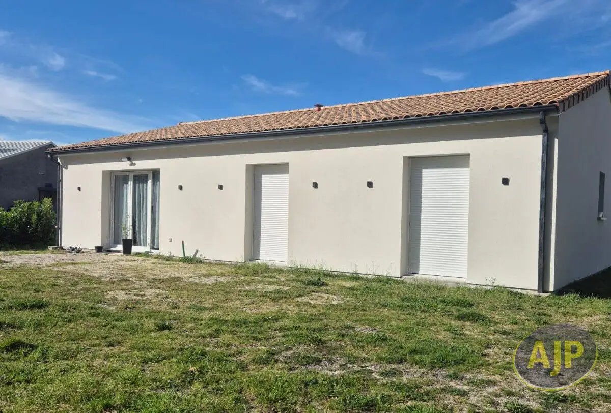 Maison à vendre, 115m², Saint-Yzan-de-Soudiac