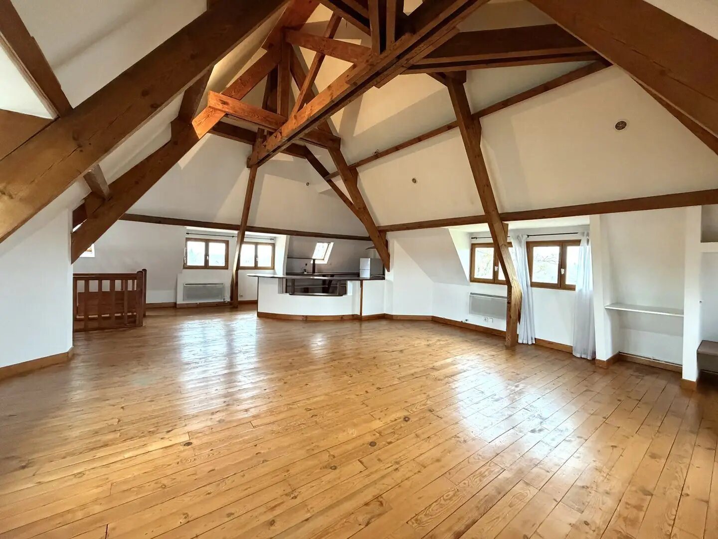 Appartement à louer, 145m², Senlis