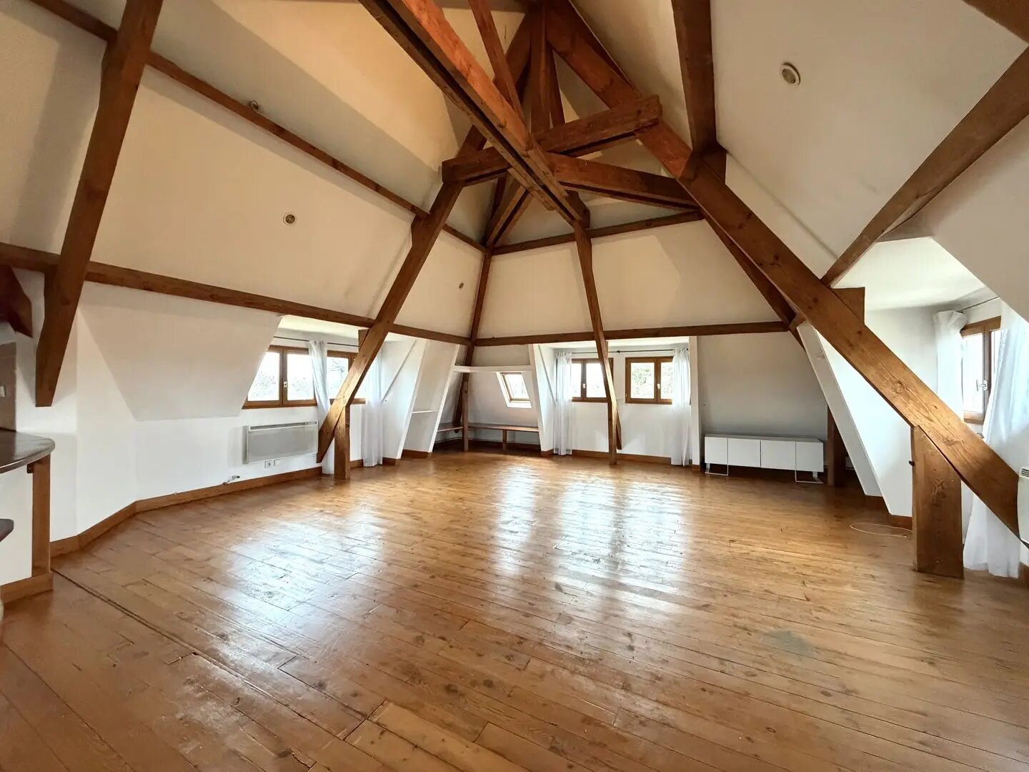 Appartement à louer, 145m², Senlis