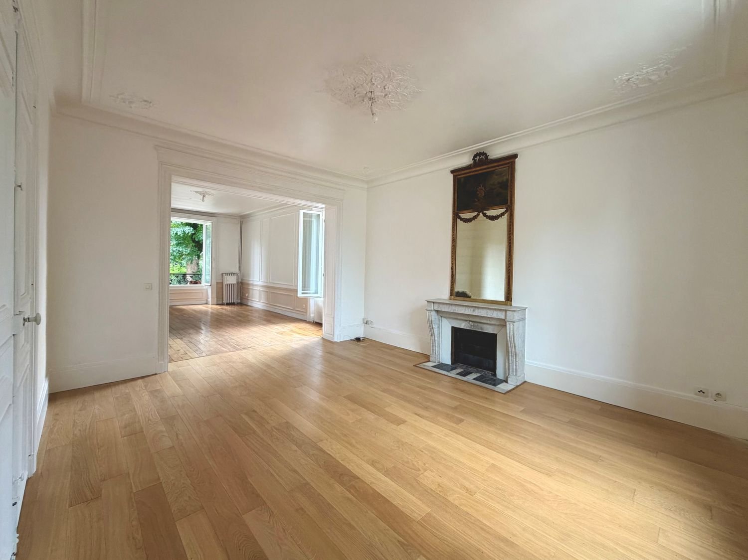 Maison à louer, 293m², Luzarches