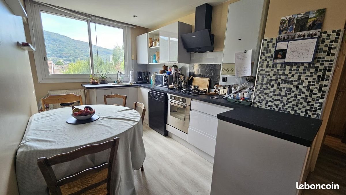 Appartement à louer, 70m², Eybens