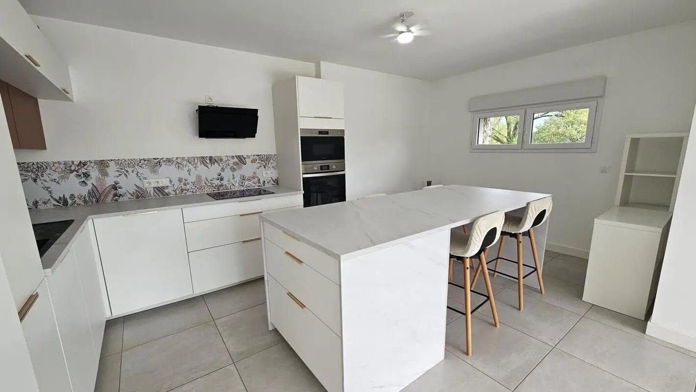 Appartement à louer, 83m², Meylan