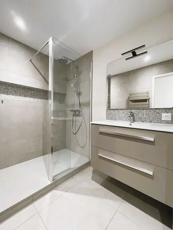 Appartement à vendre, 73m², Gières