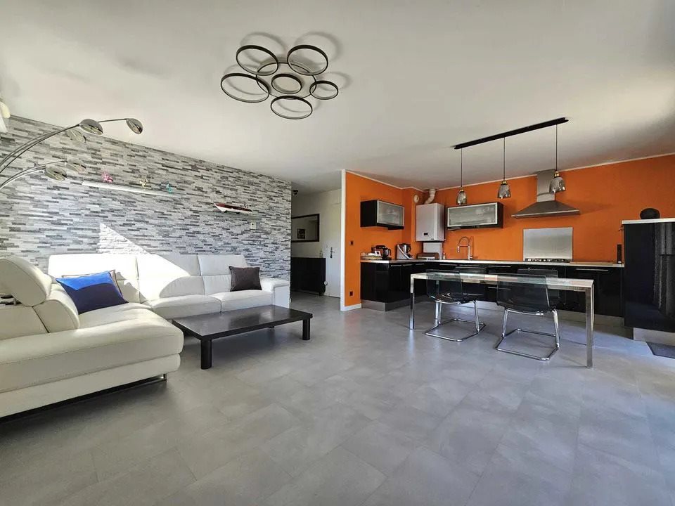 Appartement à vendre, 66m², Reignier-Ésery