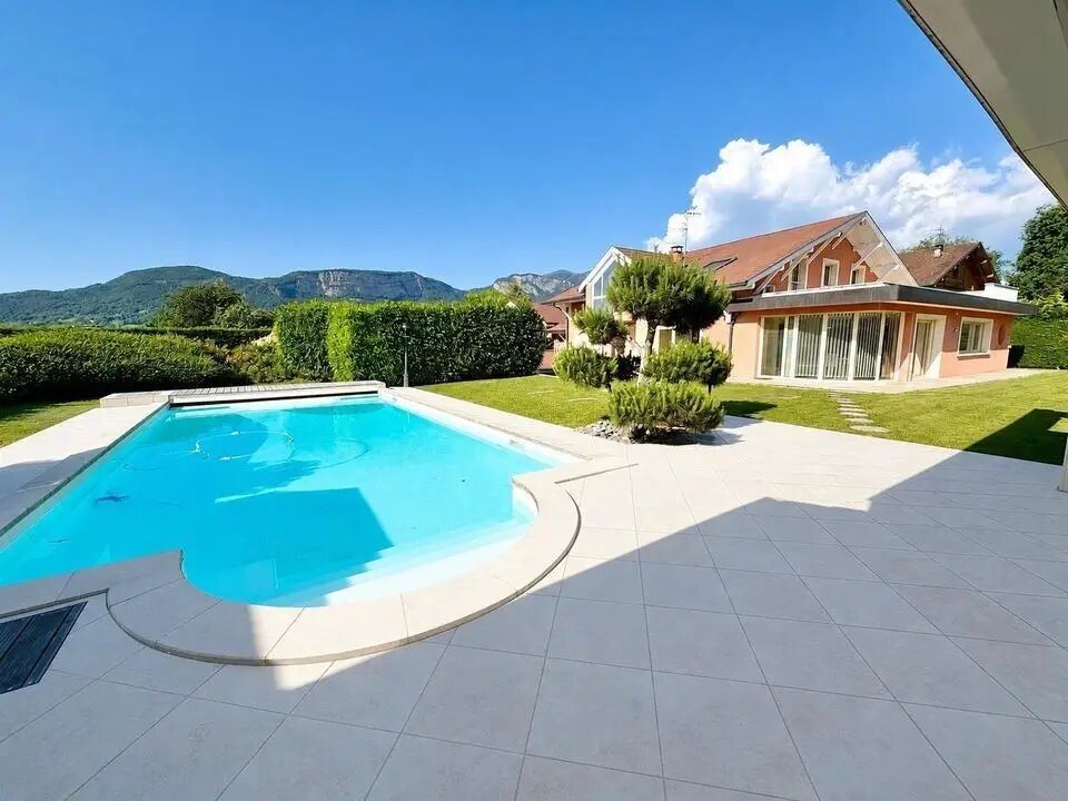 Maison à vendre, 249m², La Roche-sur-Foron