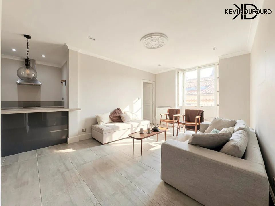 Appartement à vendre, 45m², Aubenas