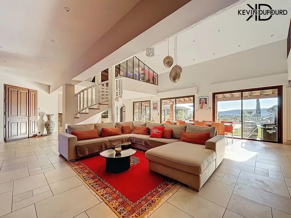 Maison à vendre, 432m², Saint-Etienne-de-Fontbellon