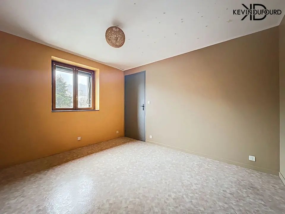 Maison à vendre, 100m², Lalevade-d'Ardèche