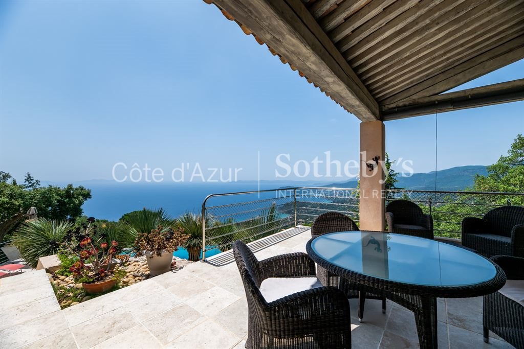 Maison à vendre, 171m², Rayol-Canadel-sur-Mer