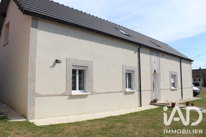 Maison à vendre, 167m², Versigny