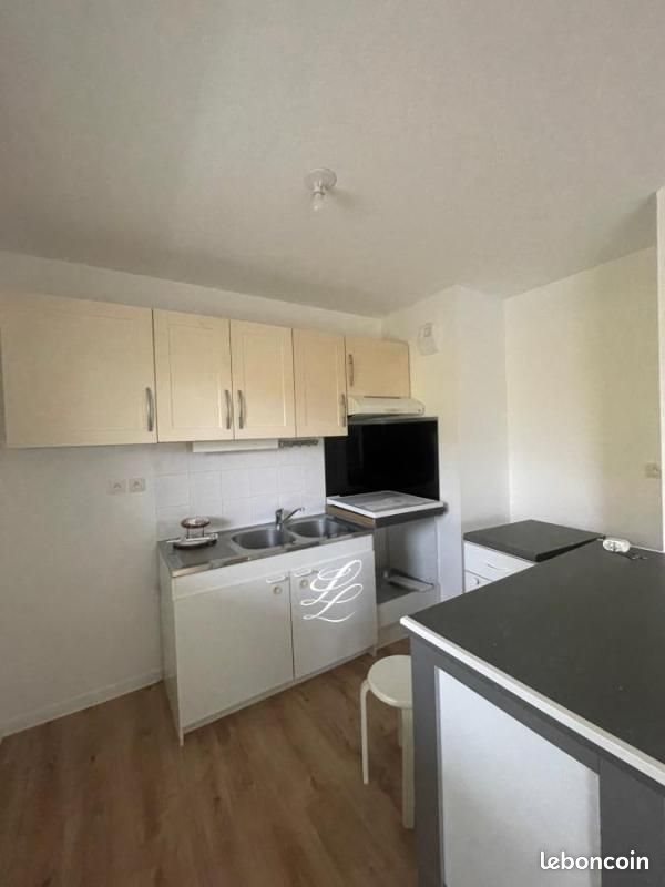 Appartement à louer, 68m², Séné