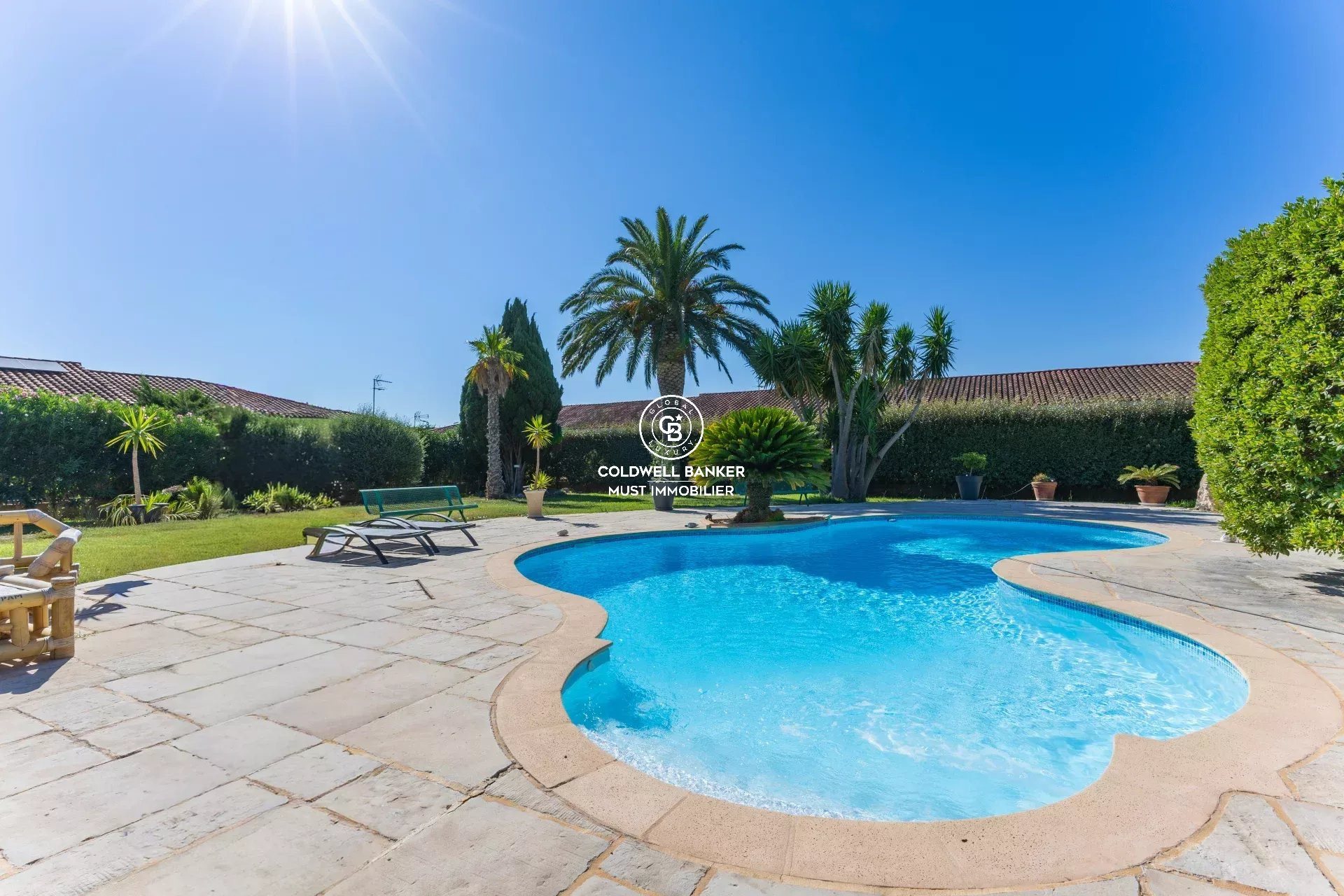 Maison à vendre, 375m², Saint-Estève