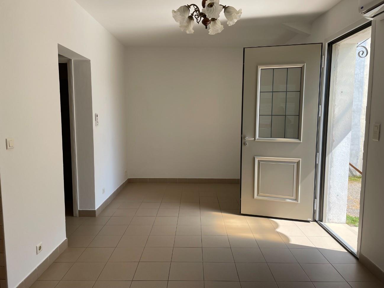 Maison à louer, 37m², Lucciana