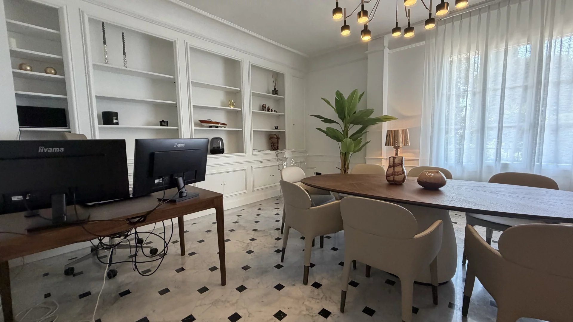 Appartement – Cannes - Plus