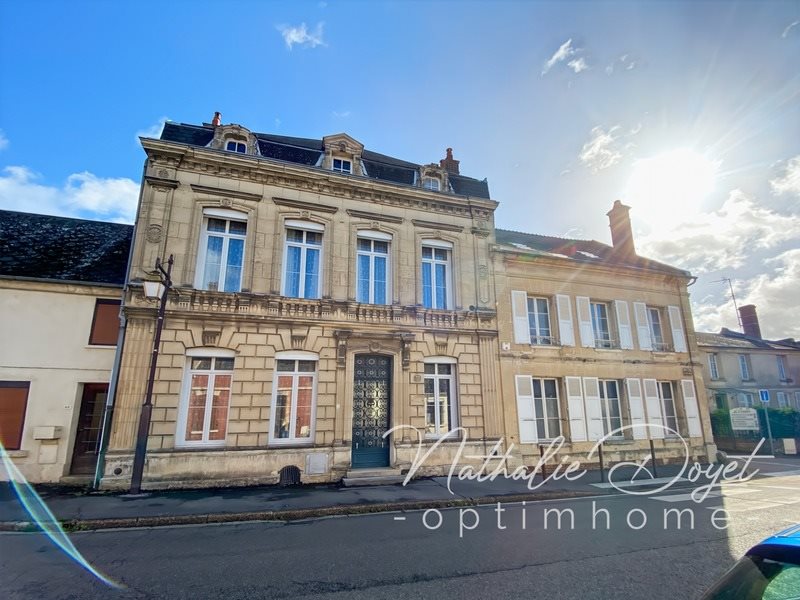 Maison à vendre, 352m², Crépy