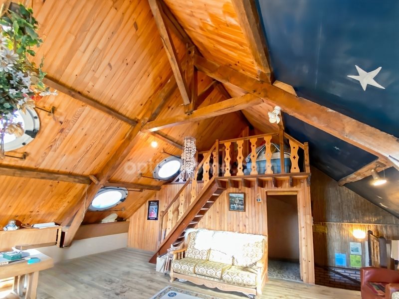 Maison à vendre, 352m², Crépy