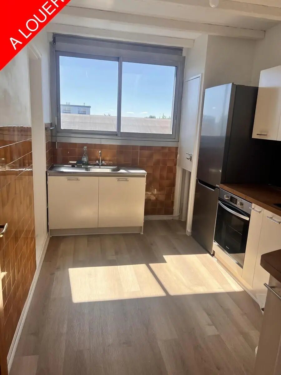Appartement à louer, 75m², Marignane