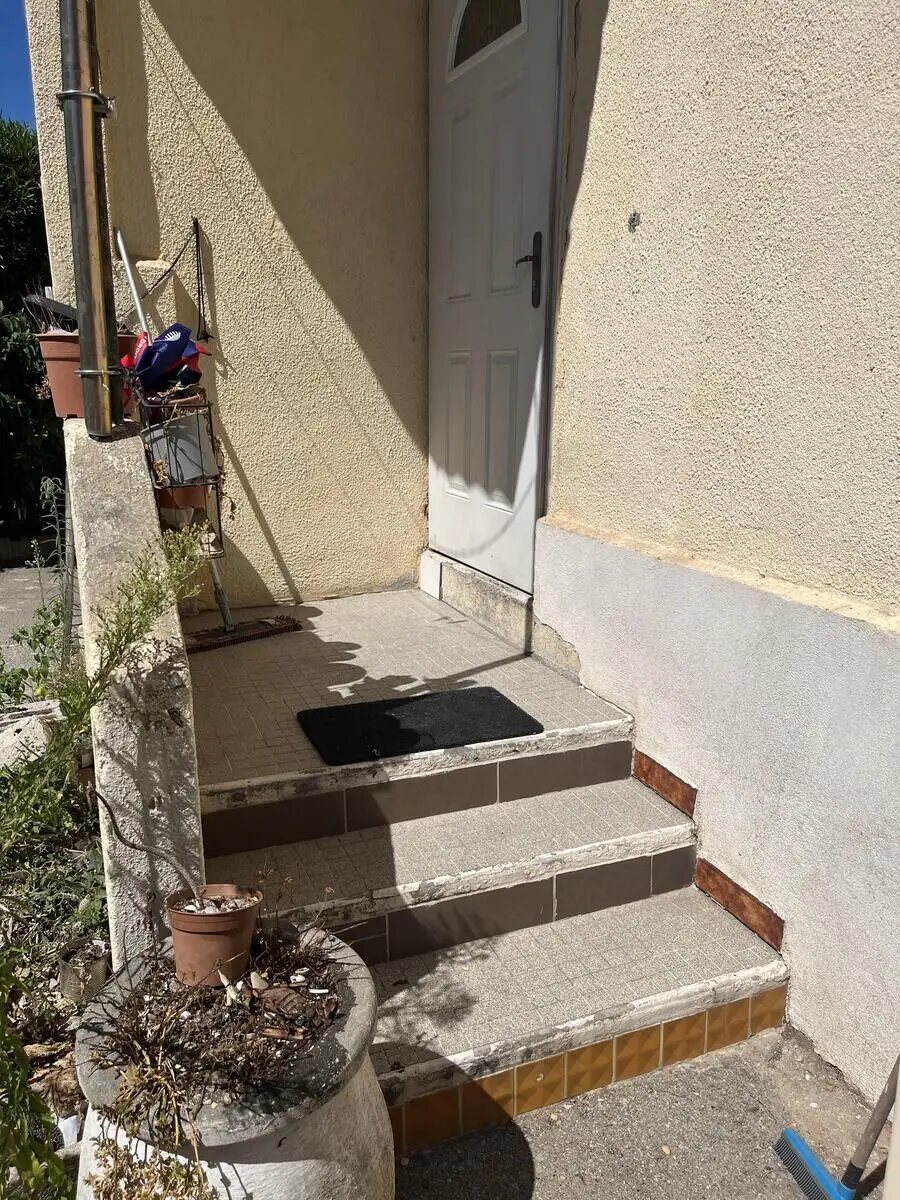 Appartement à louer, 35m², Marignane