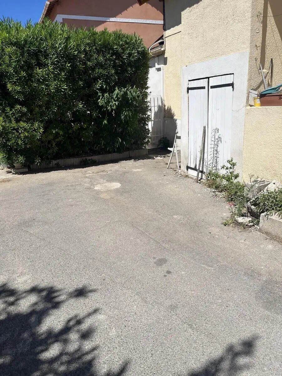 Appartement à louer, 35m², Marignane
