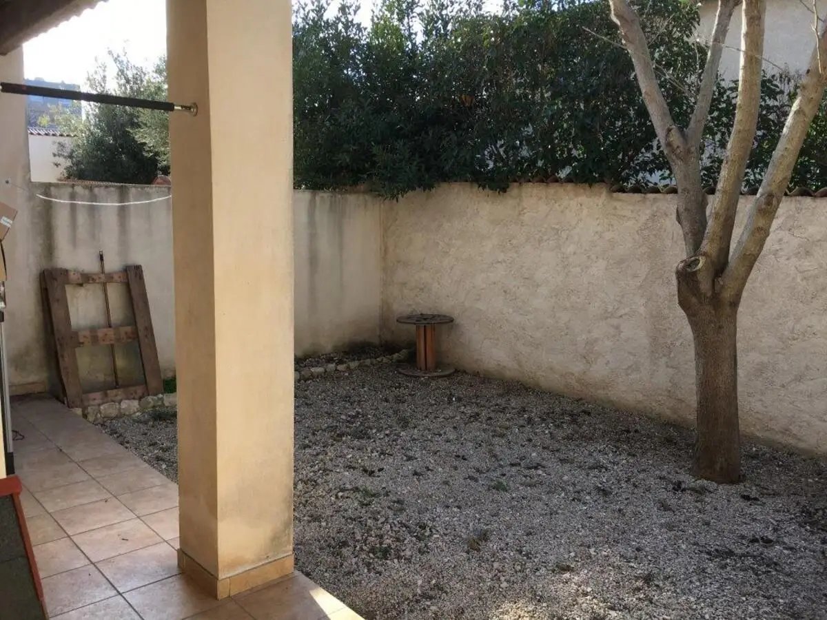 Appartement à louer, 50m², Gignac-la-Nerthe