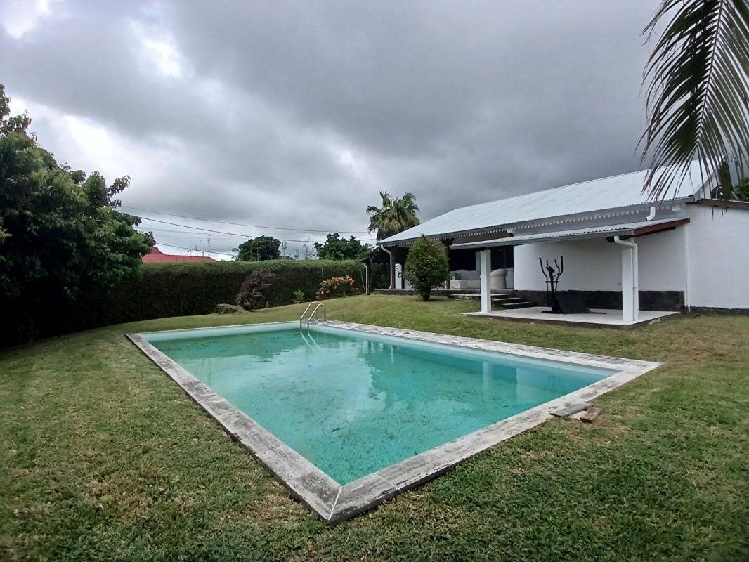 Maison à vendre, 122m², Saint-Benoît