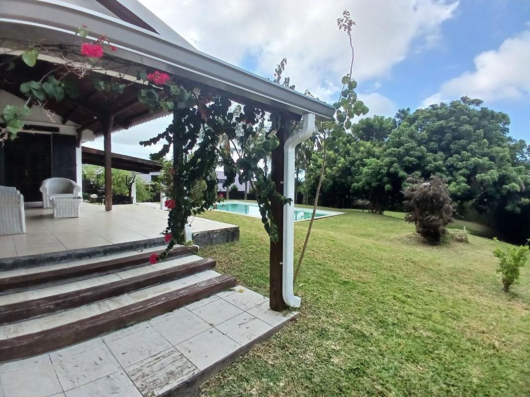 Maison à vendre, 122m², Saint-Benoît