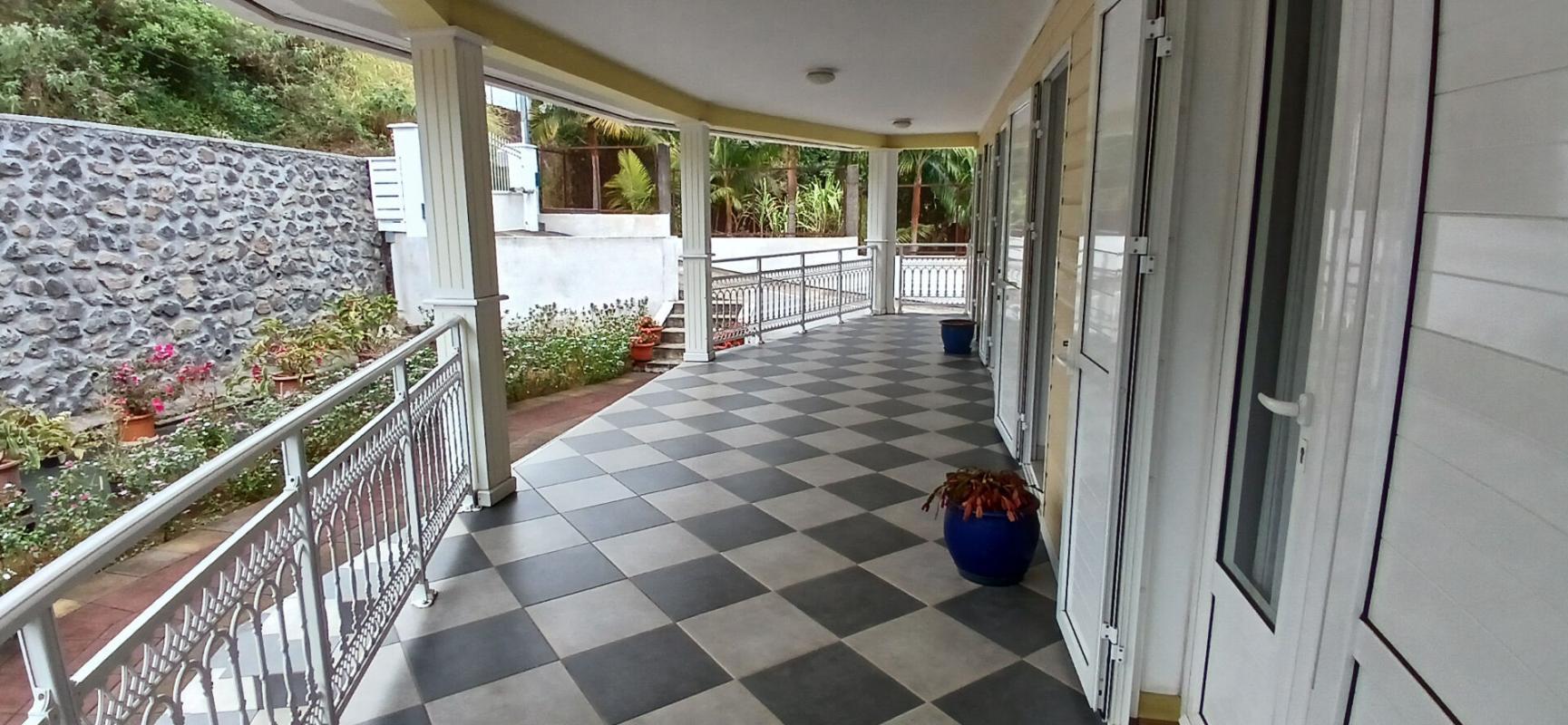 Maison à vendre, 118m², Le Tampon