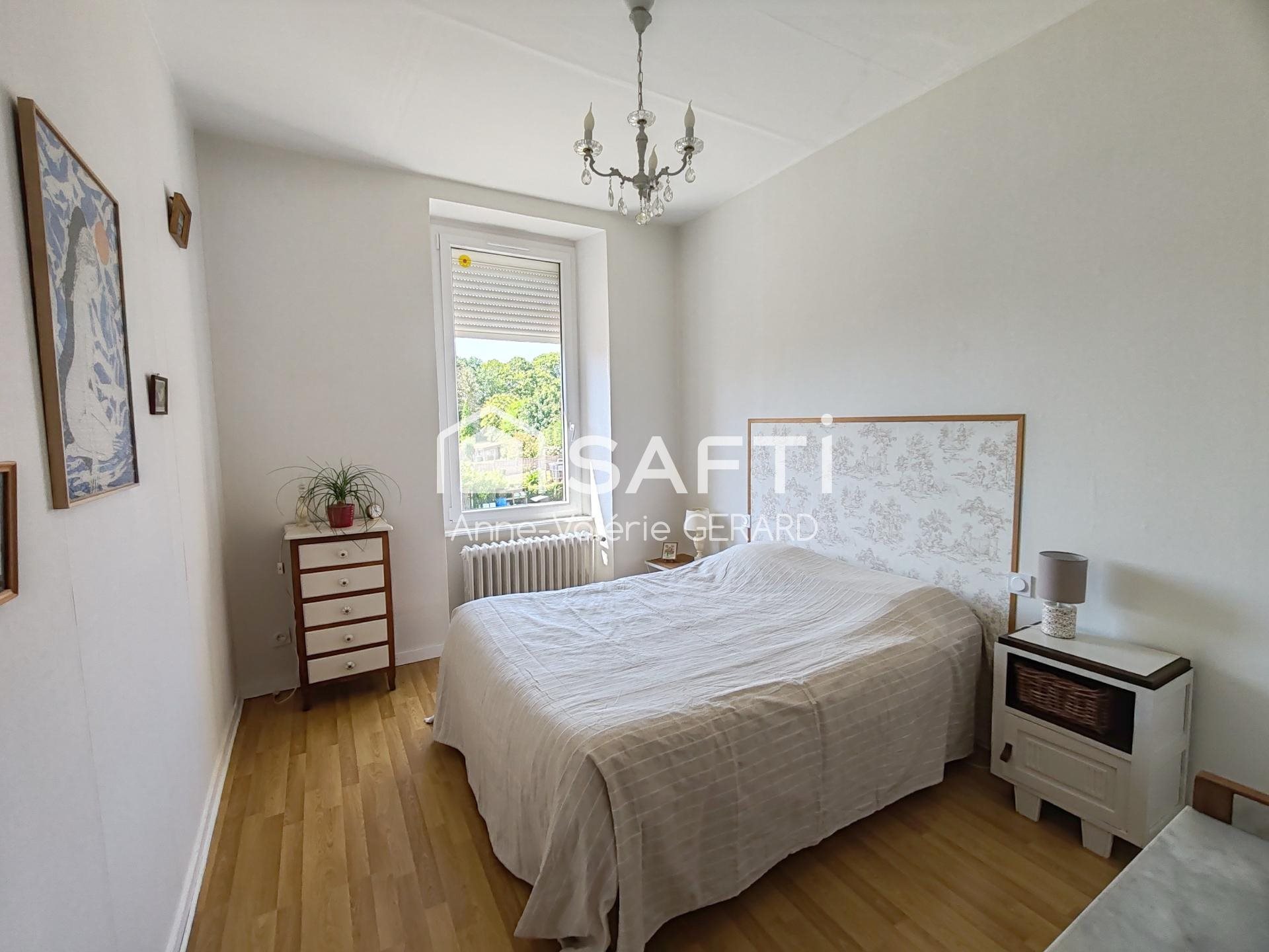 Maison à vendre, 172m², Fougerolles-du-Plessis