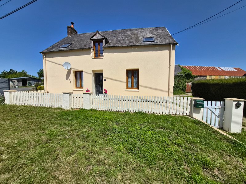 Maison à vendre, 96m², Fougerolles-du-Plessis