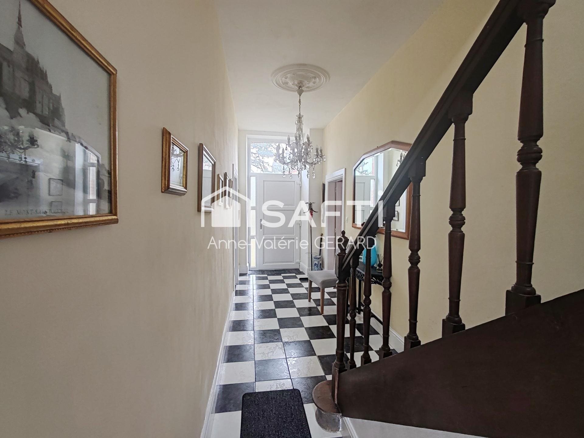 Maison à vendre, 201m², Landivy