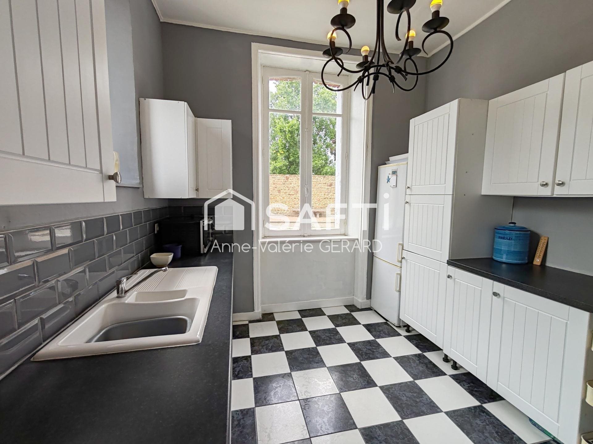 Maison à vendre, 201m², Landivy