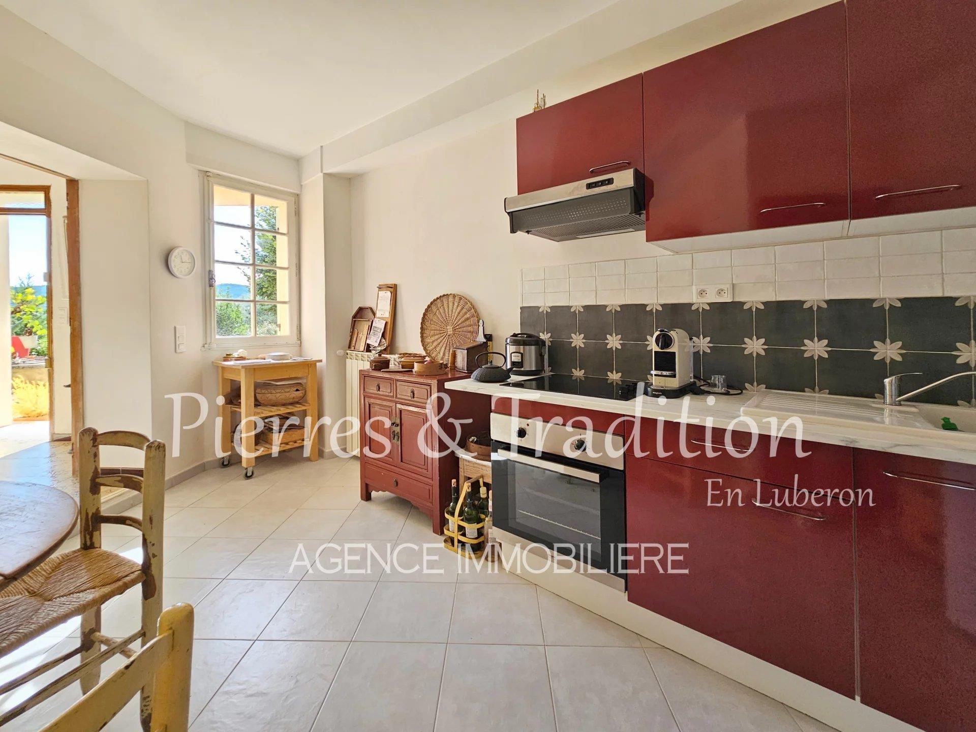 Maison à vendre, 102m², Saint-Saturnin-lès-Apt