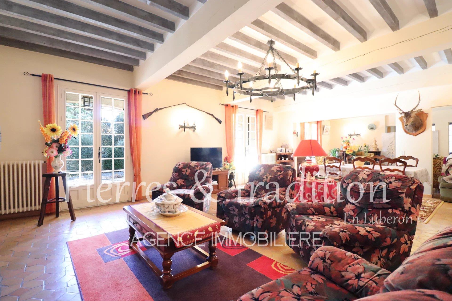 Maison à vendre, 258m², Saignon